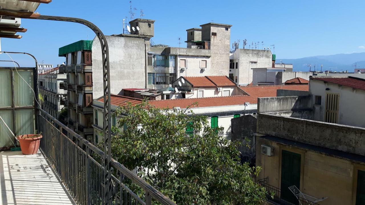 Appartement Il Tuppo - Al Centro In Cima à Messine Extérieur photo